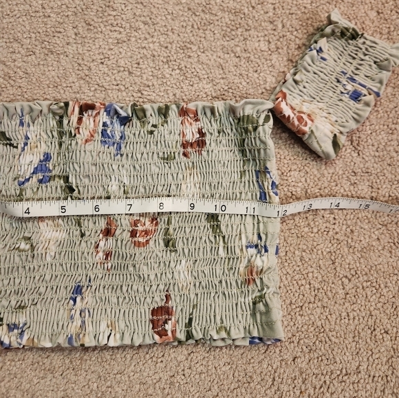 Billabong Crop Top - Picture 2 of 6